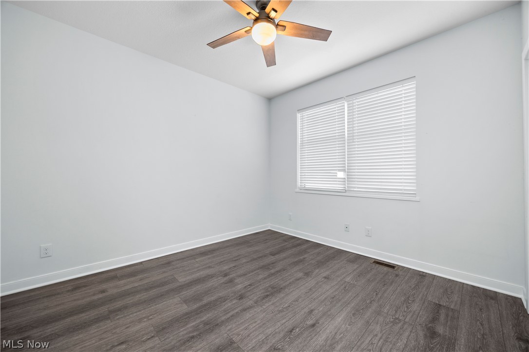 2059 W 34th Place Cleveland OH 44113