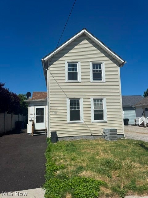 1244 W 69th Street Cleveland OH 44102