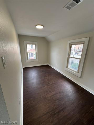 1244 W 69th Street Cleveland OH 44102