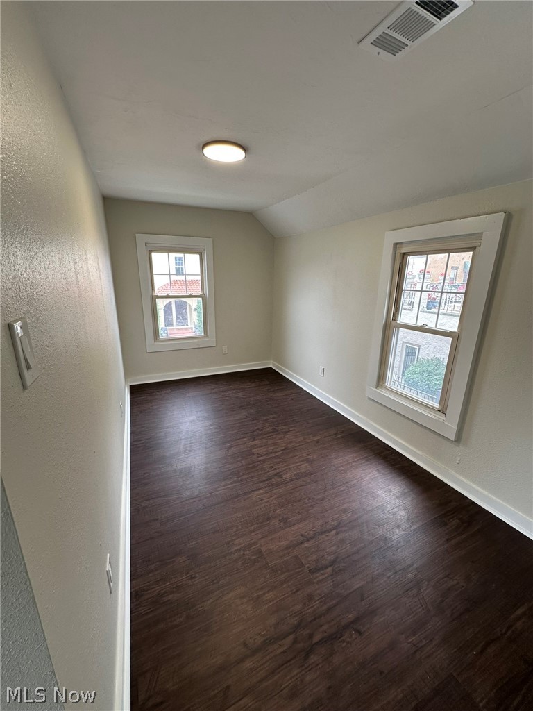 1244 W 69th Street Cleveland OH 44102
