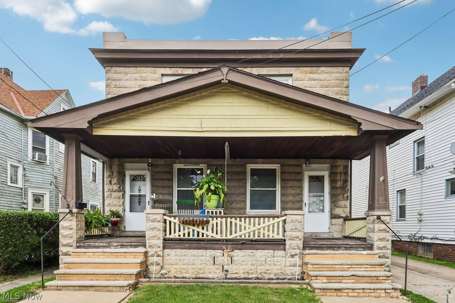 4302 Woburn Avenue Cleveland OH 44109