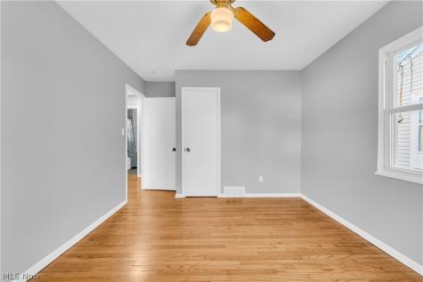 13813 Leroy Avenue Cleveland OH 44135