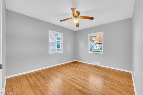 13813 Leroy Avenue Cleveland OH 44135