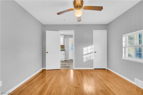 13813 Leroy Avenue Cleveland OH 44135