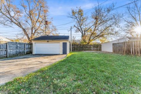 13813 Leroy Avenue Cleveland OH 44135