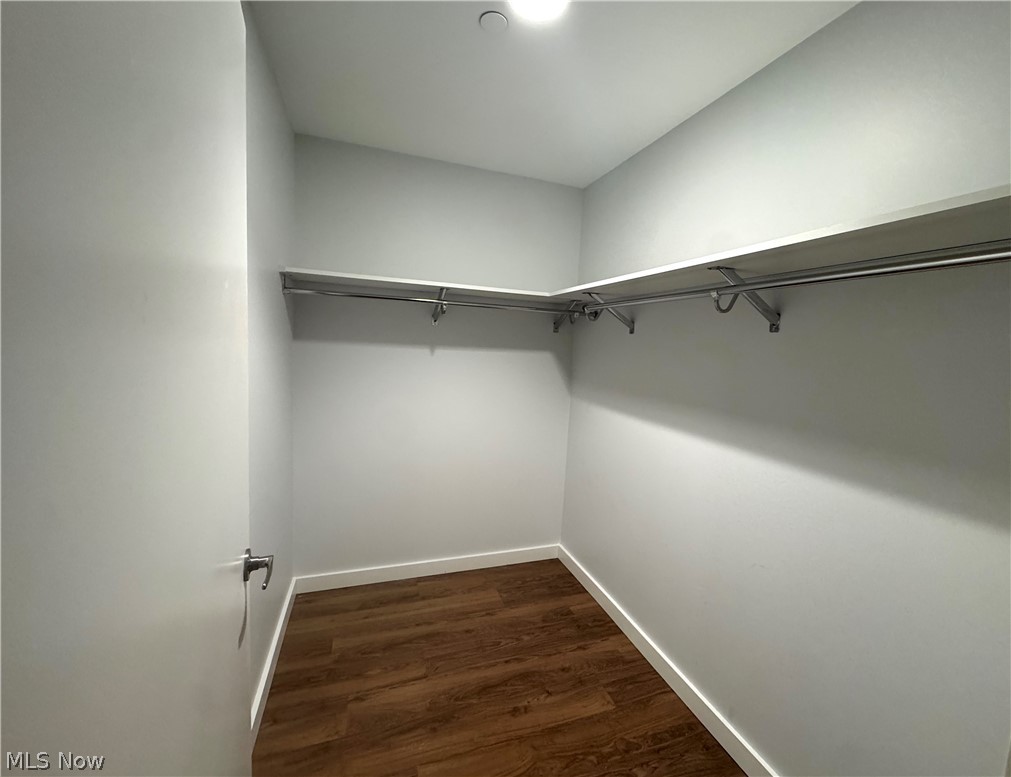 1587 E 31st Street Cleveland OH 44114
