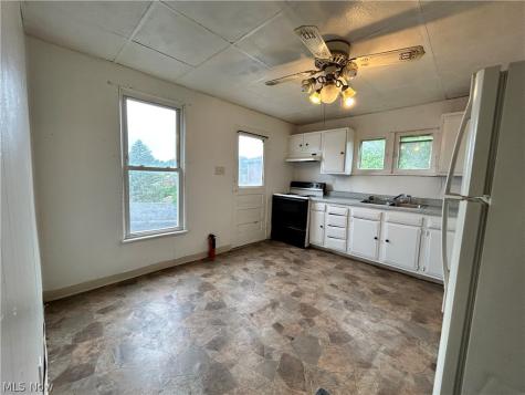 2516 Sunset Boulevard Steubenville OH 43952
