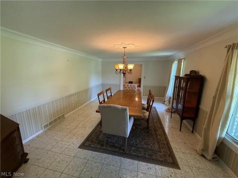 6803 Cranbrook Brecksville OH 44141