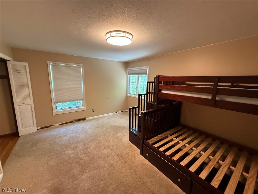 6803 Cranbrook Brecksville OH 44141
