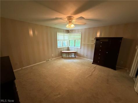 6803 Cranbrook Brecksville OH 44141