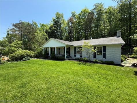6803 Cranbrook Brecksville OH 44141