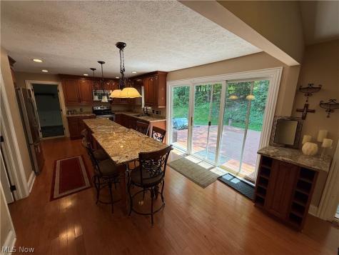 6803 Cranbrook Brecksville OH 44141
