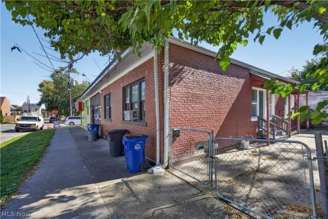 9901 Loretta Avenue Cleveland OH 44102