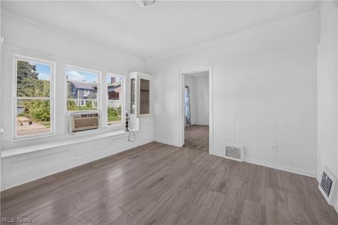 9901 Loretta Avenue Cleveland OH 44102
