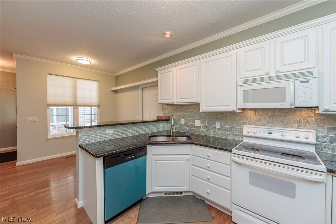 2538 Wyndgate Court Westlake OH 44145