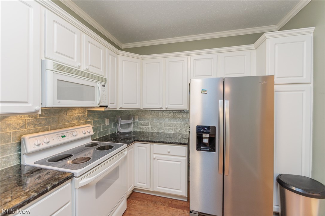 2538 Wyndgate Court Westlake OH 44145