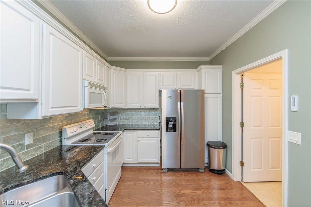 2538 Wyndgate Court Westlake OH 44145