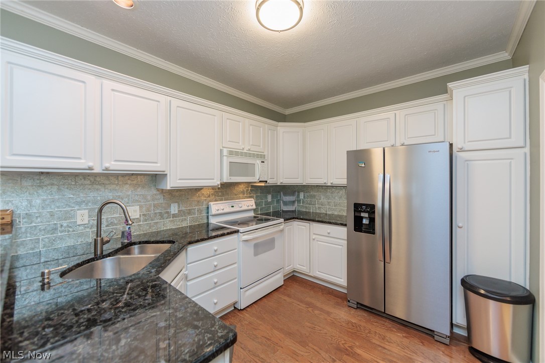 2538 Wyndgate Court Westlake OH 44145