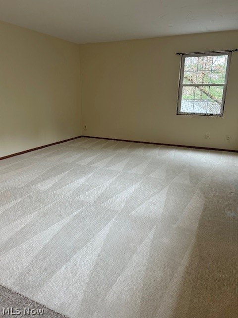 119 Burlington Oval Drive Chardon OH 44024