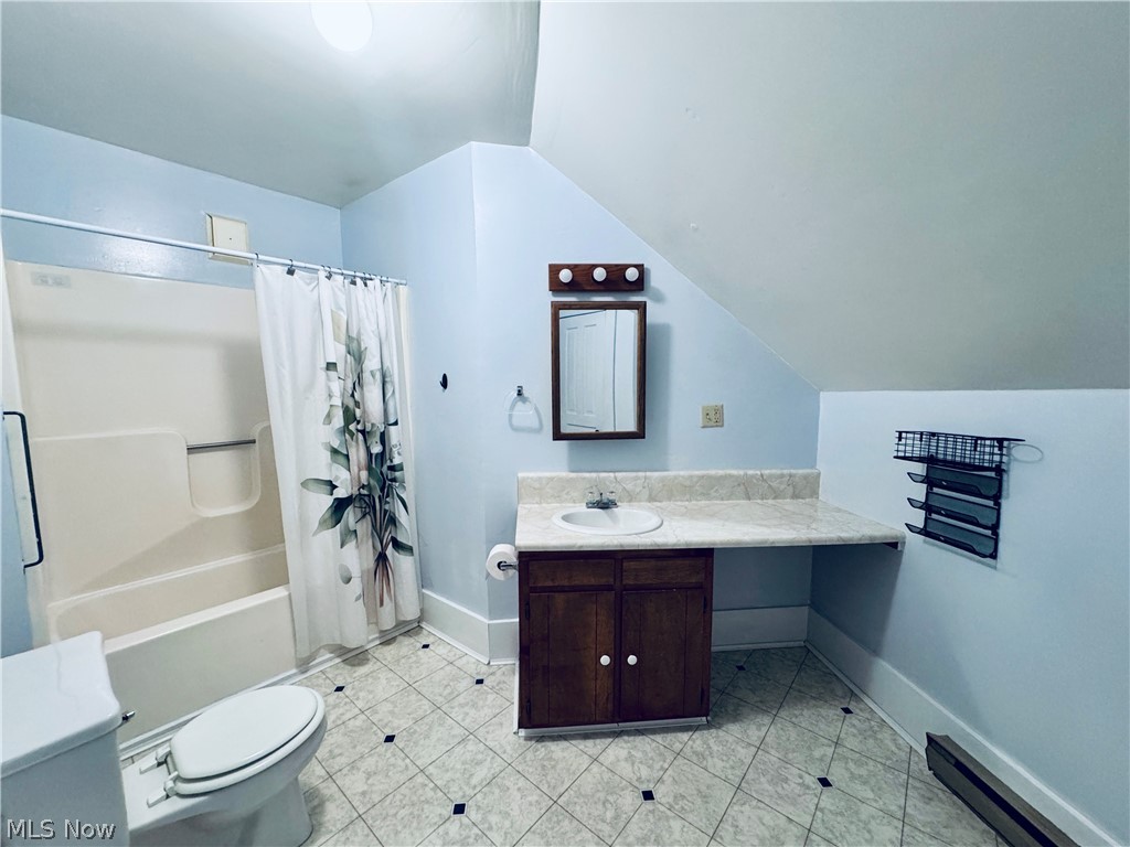 18 E Main Street Mcconnelsville OH 43756
