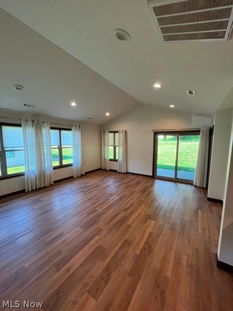 2719 Barnhill Road SE New Philadelphia OH 44663