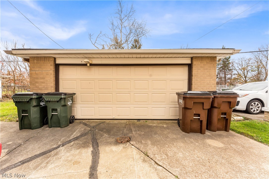 2915 Snow Road Parma OH 44134