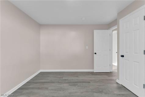 12817 Oak Park Boulevard Garfield Heights OH 44125