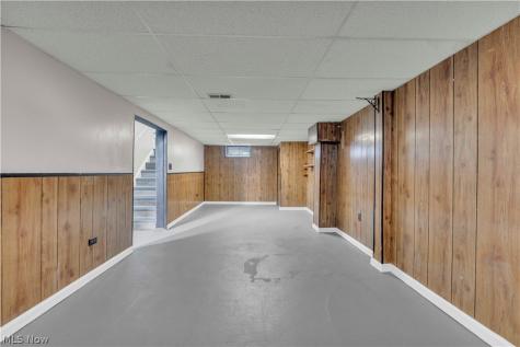 12817 Oak Park Boulevard Garfield Heights OH 44125