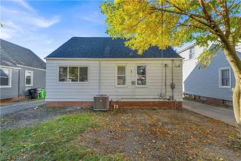 12817 Oak Park Boulevard Garfield Heights OH 44125