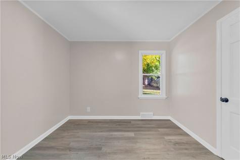 12817 Oak Park Boulevard Garfield Heights OH 44125