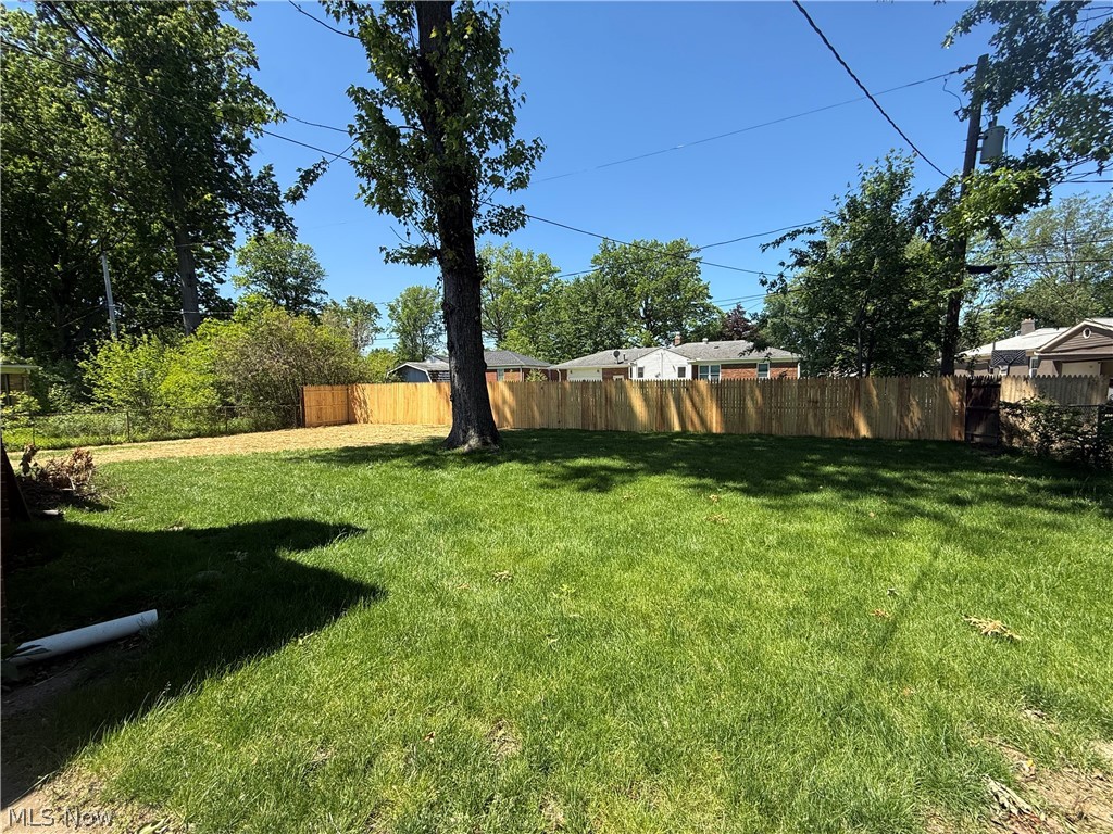 1924 Miriam Avenue Avon OH 44011