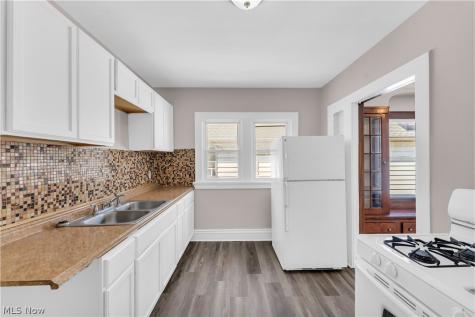 10602 Langton Avenue Garfield Heights OH 44125