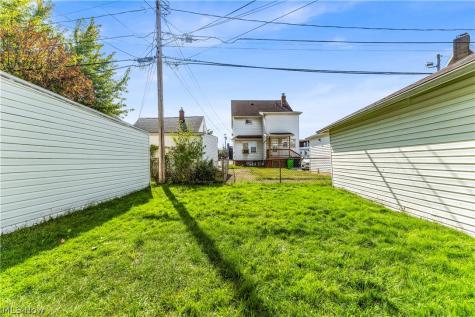 10602 Langton Avenue Garfield Heights OH 44125
