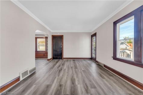10602 Langton Avenue Garfield Heights OH 44125