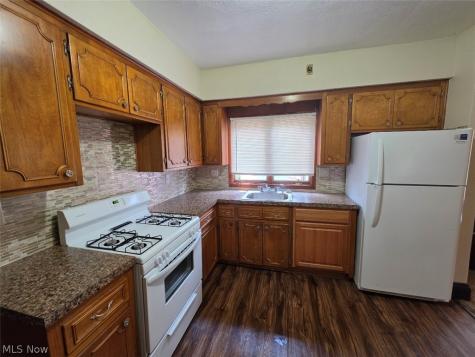 4100 Mapledale Avenue Cleveland OH 44109