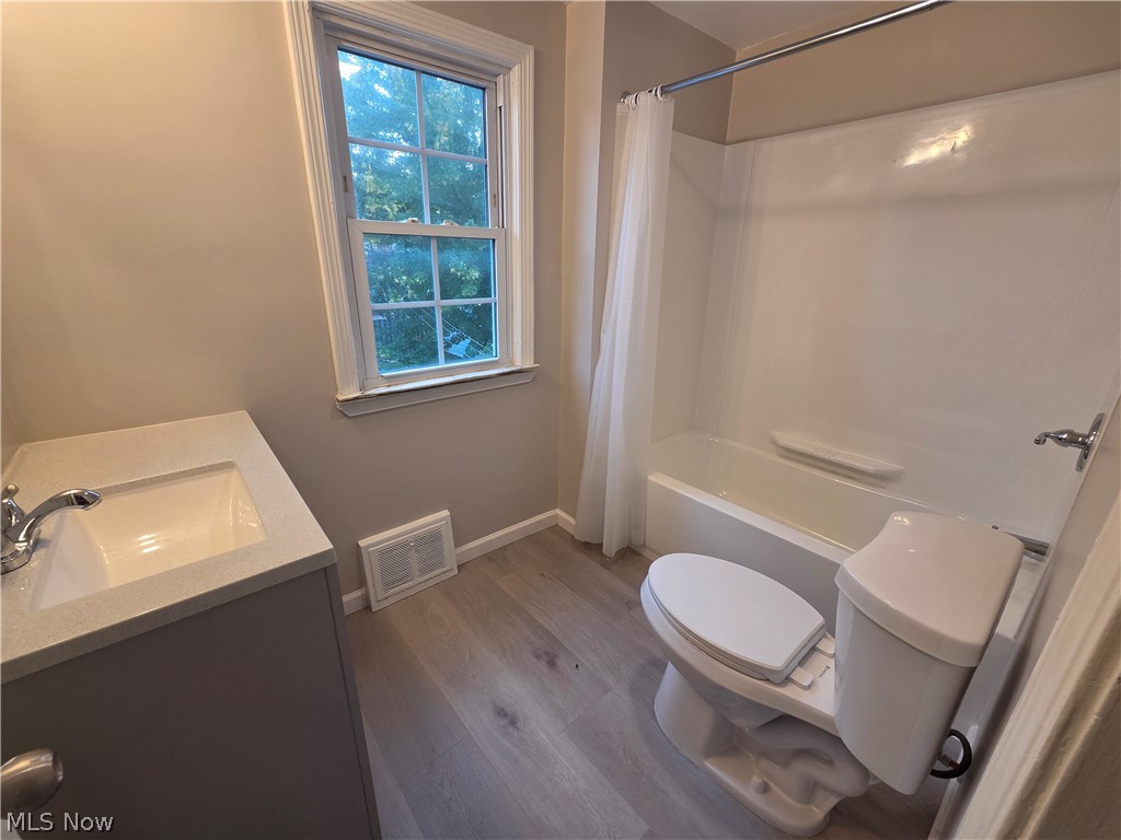 4418 Baintree Road University Heights OH 44118