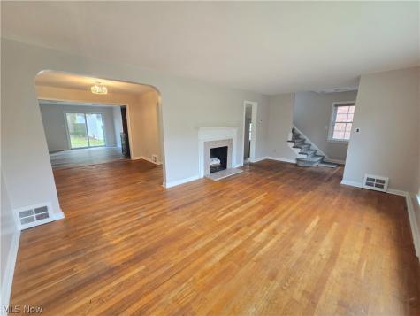 4418 Baintree Road University Heights OH 44118