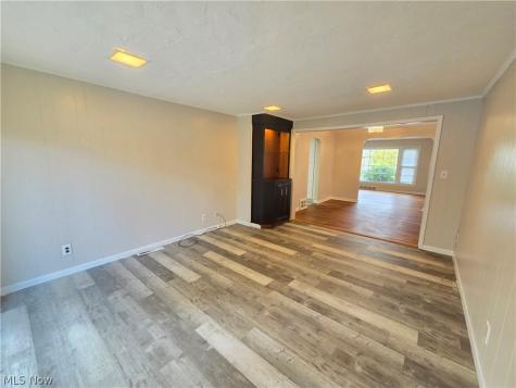 4418 Baintree Road University Heights OH 44118