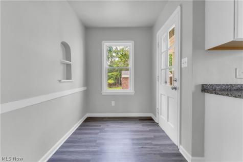 18907 Harlan Drive Maple Heights OH 44137
