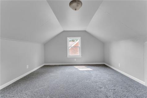 18907 Harlan Drive Maple Heights OH 44137