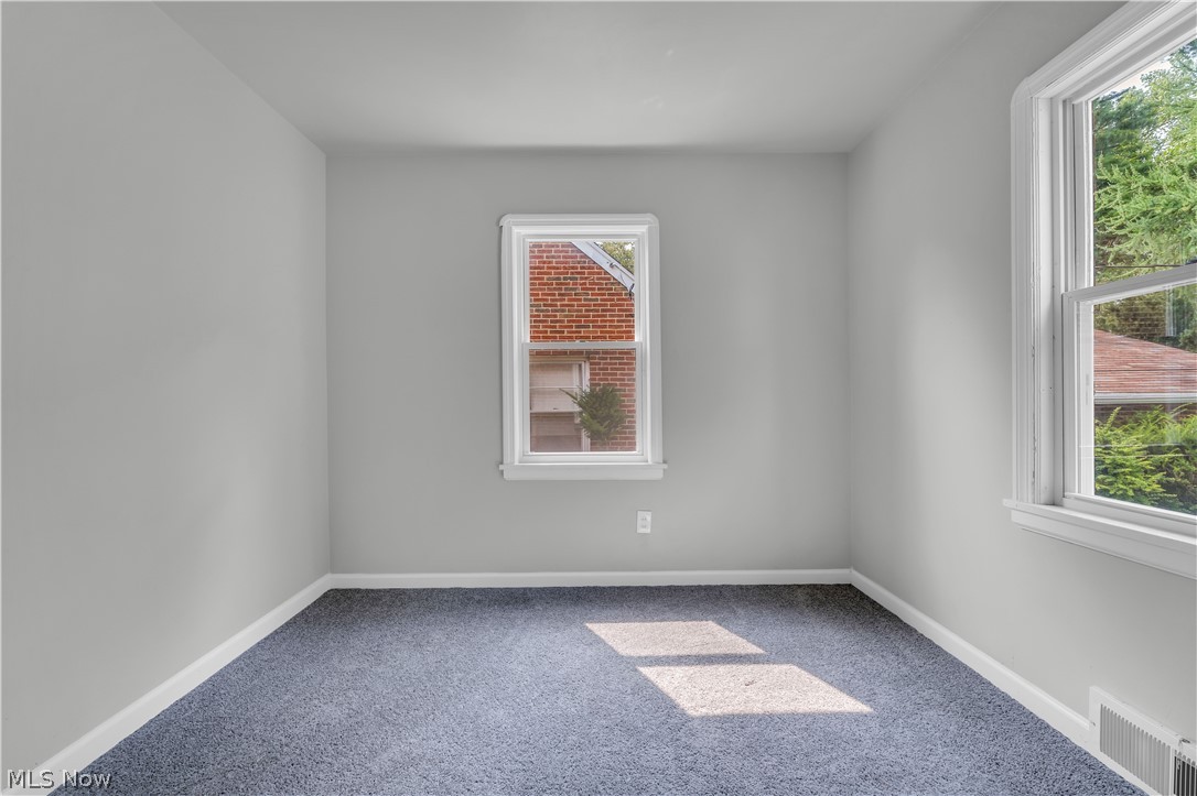 18907 Harlan Drive Maple Heights OH 44137