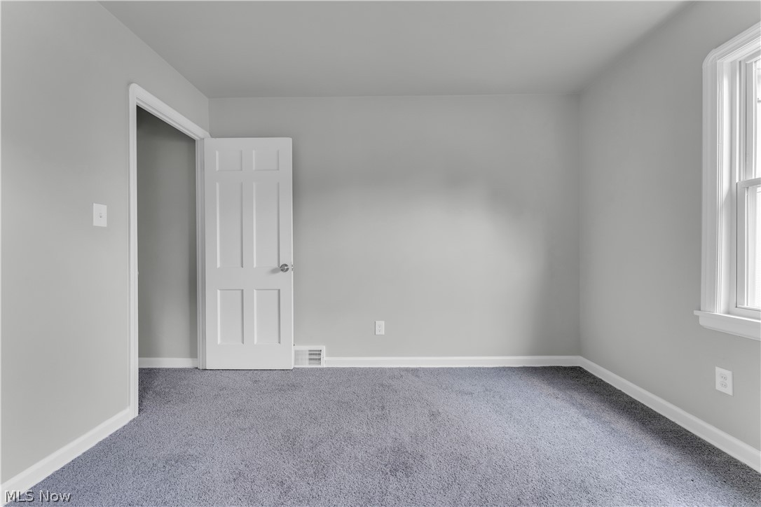 18907 Harlan Drive Maple Heights OH 44137