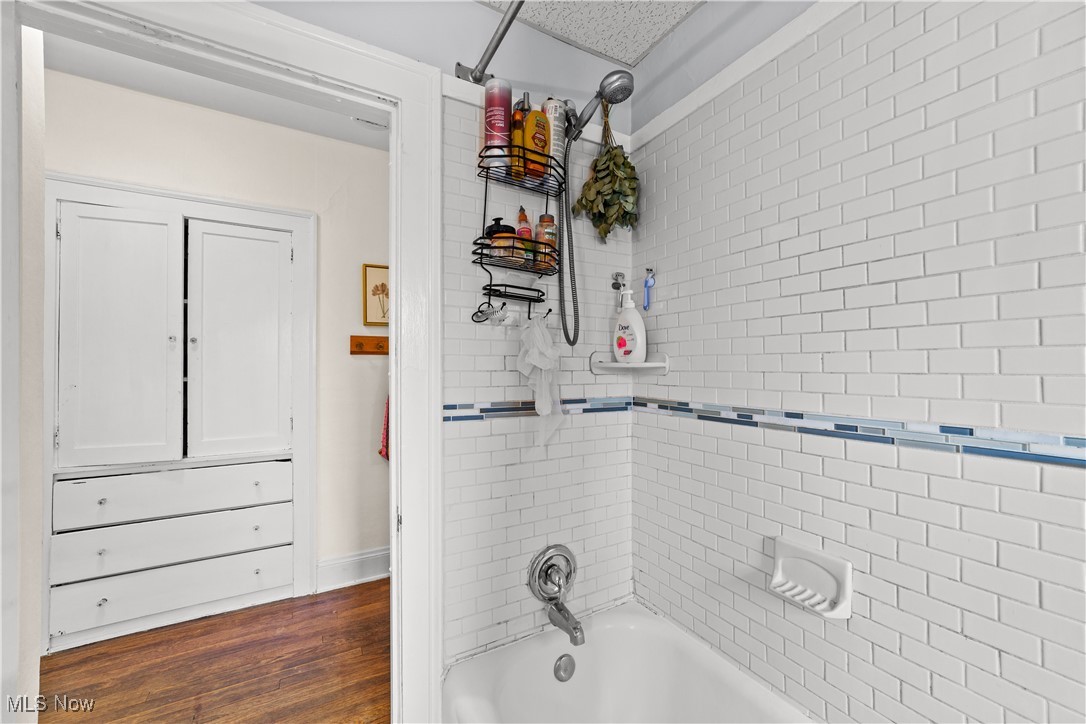 2819 E Derbyshire Road Cleveland Heights OH 44118