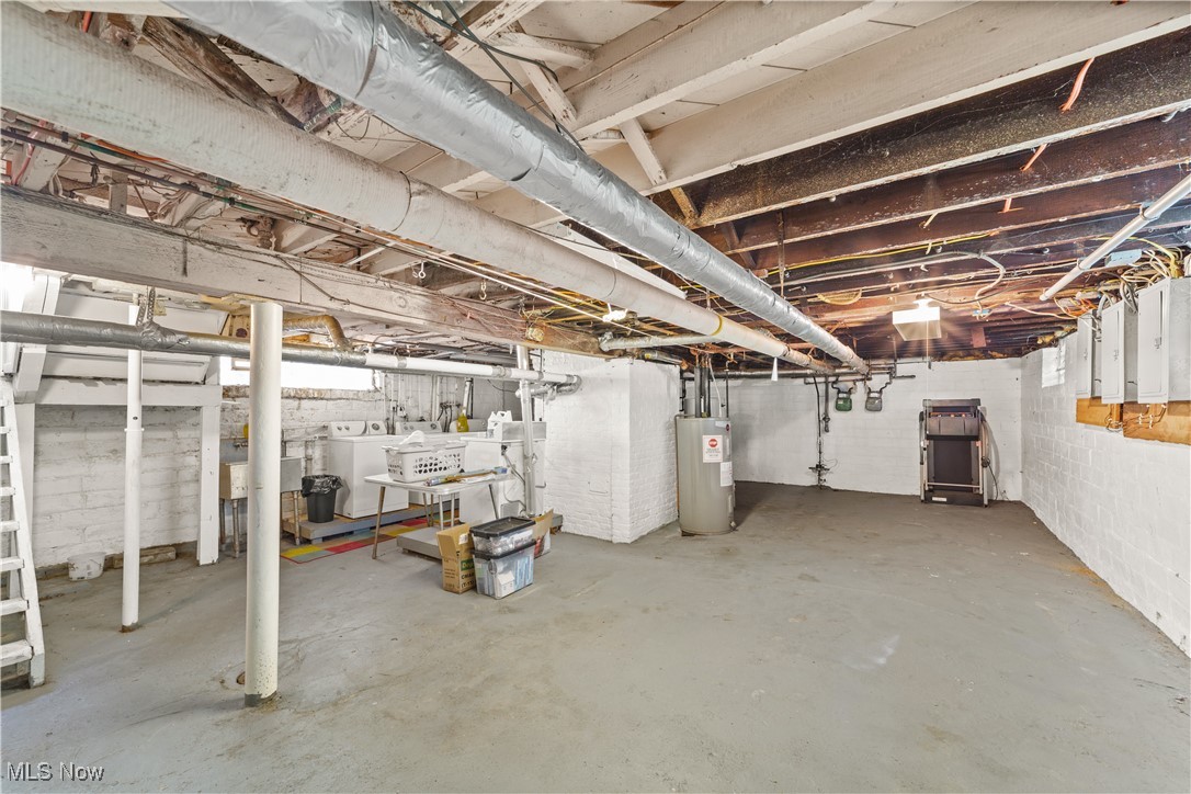 2819 E Derbyshire Road Cleveland Heights OH 44118