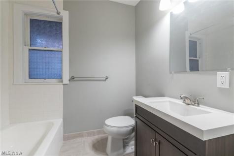 1387 W 69th Street Cleveland OH 44102