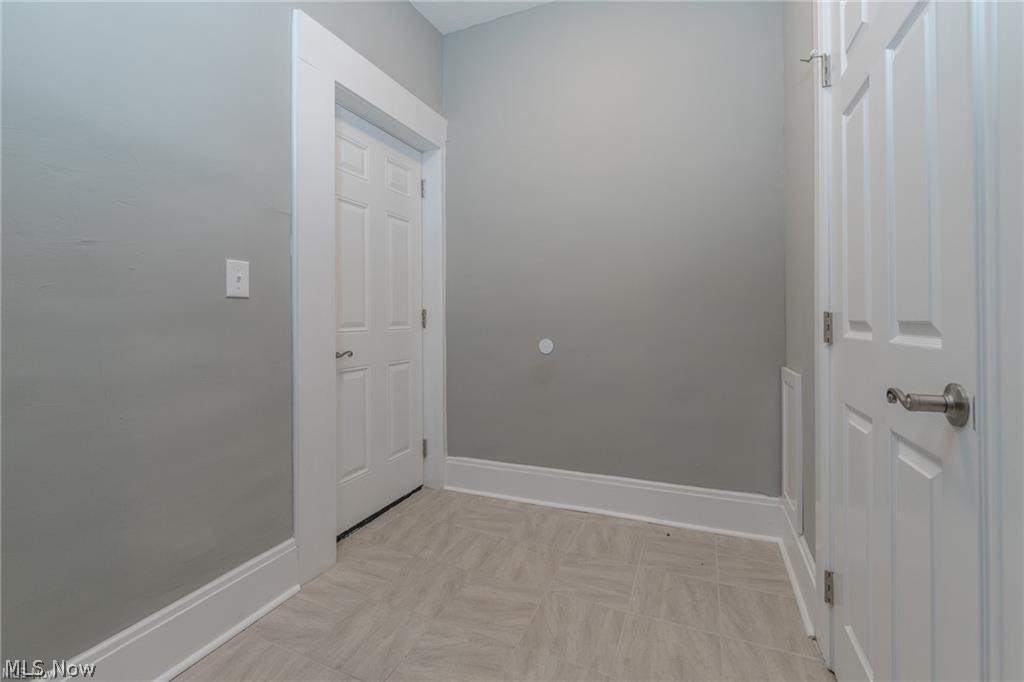 1387 W 69th Street Cleveland OH 44102