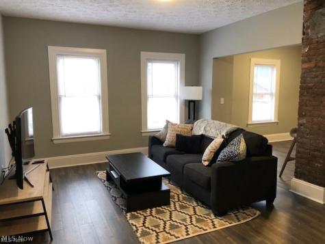 1387 W 69th Street Cleveland OH 44102