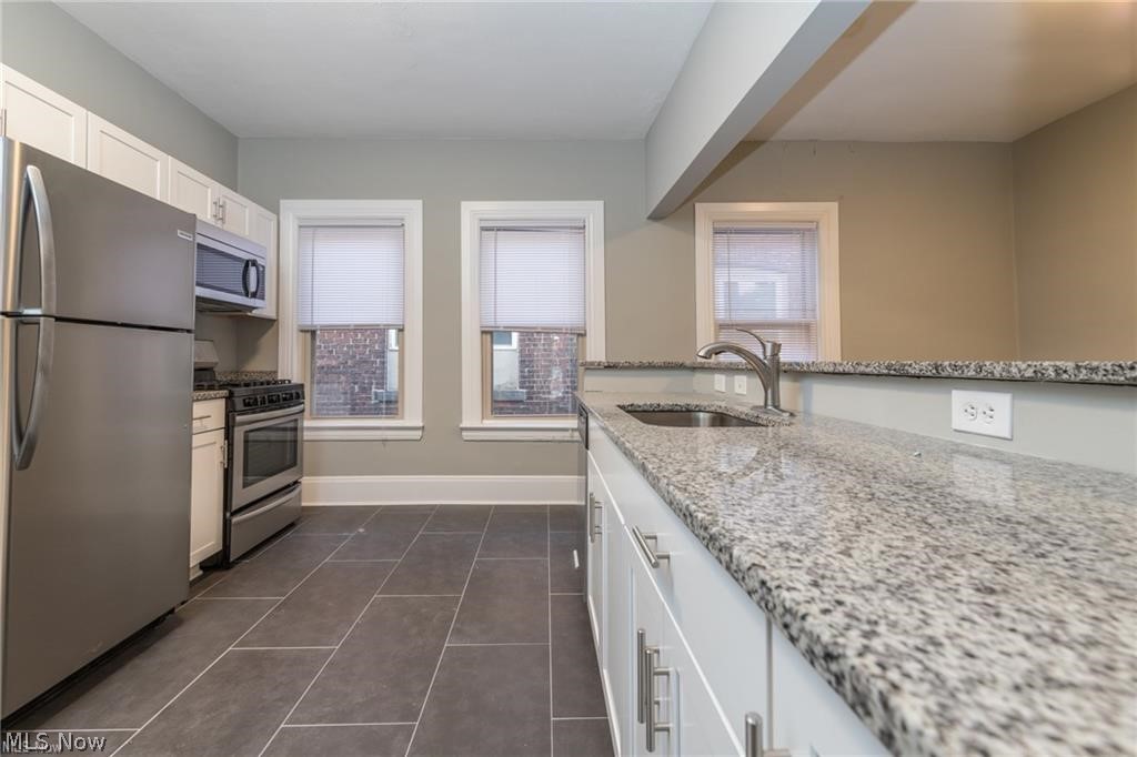 1387 W 69th Street Cleveland OH 44102