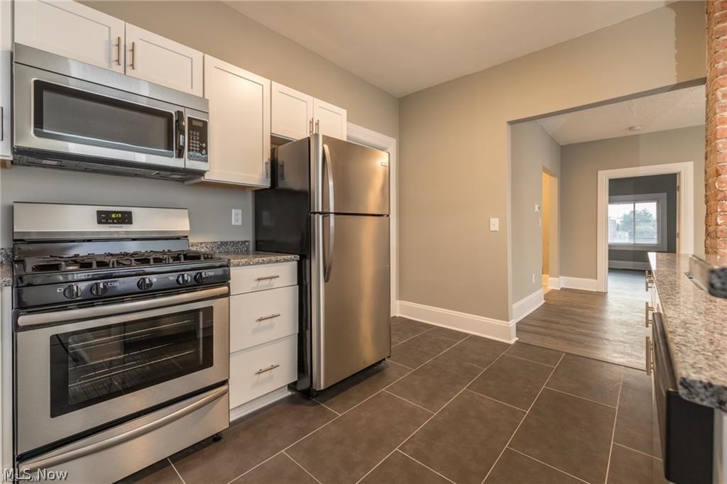 1387 W 69th Street Cleveland OH 44102