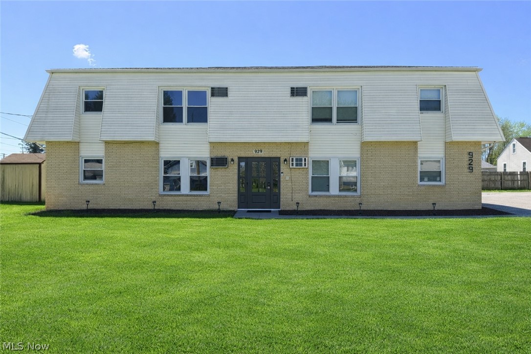 929 Cook Avenue Youngstown OH 44512